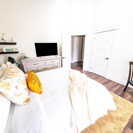Back Home Bed And Breakfast Membertou Zimmer foto